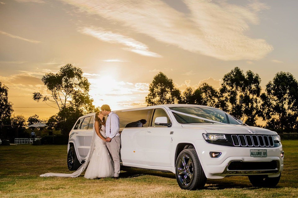 Here are the PRO recommendations for choosing a car for a wedding