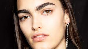 Eyebrow Tint 101: All You Need To Know Before You Get One