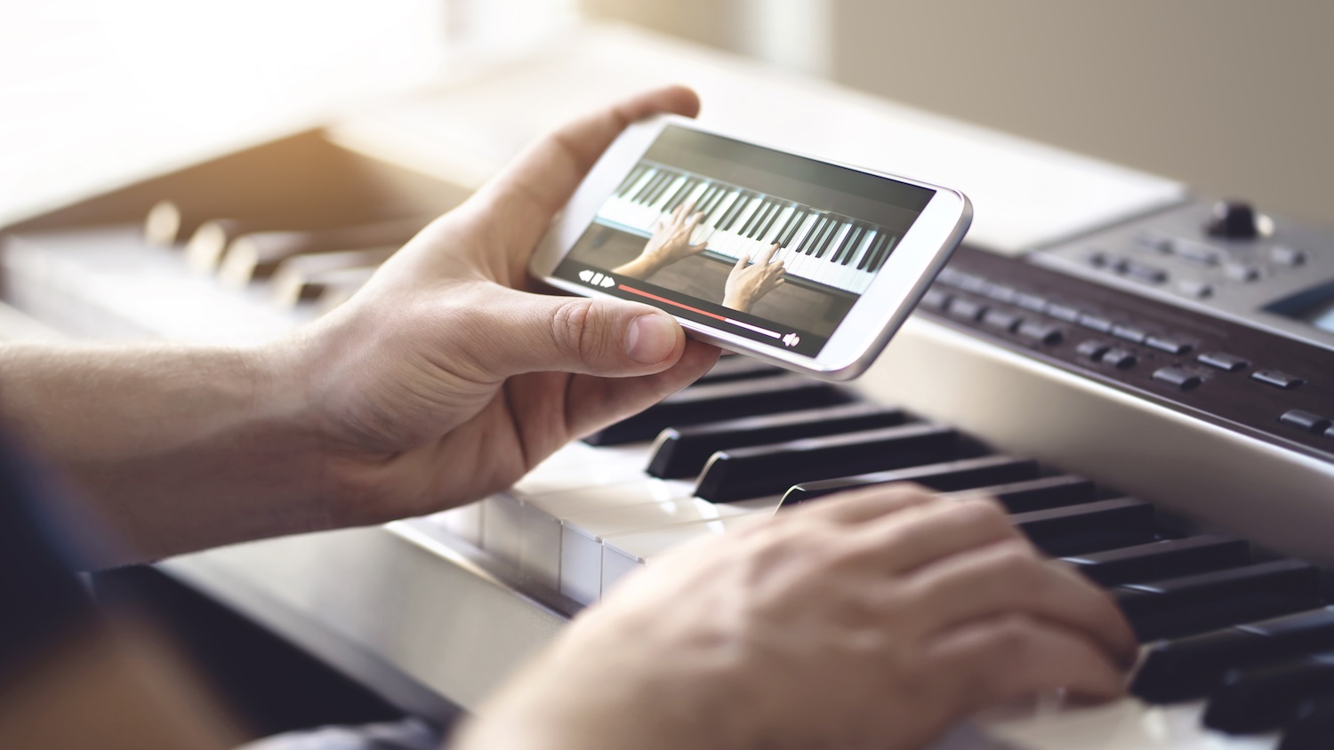 Digital Melodies: Mastering Keyboard Skills with Online Lessons